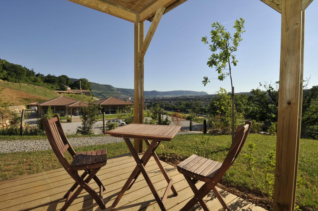 Domaine Saint Esteve Millau Quarto foto